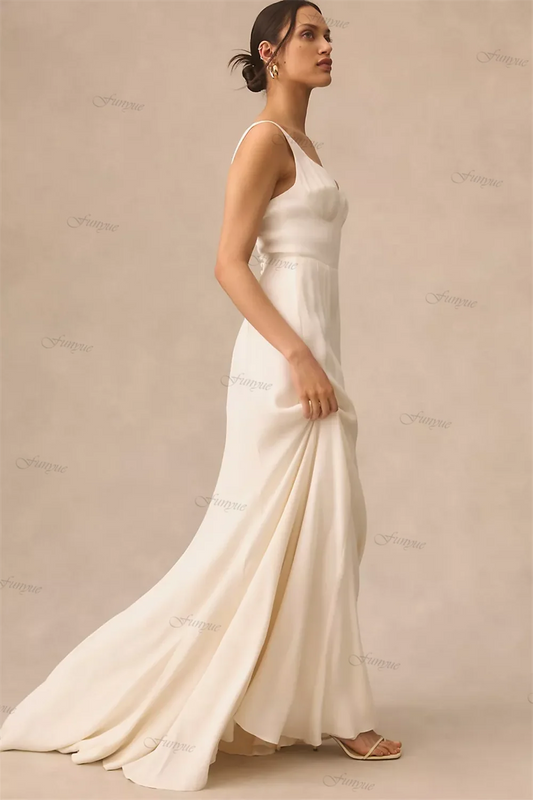 Flattering Floor Length Bridal Dress Mermaid Sleeveless Soft Ivory Wedding Gowns